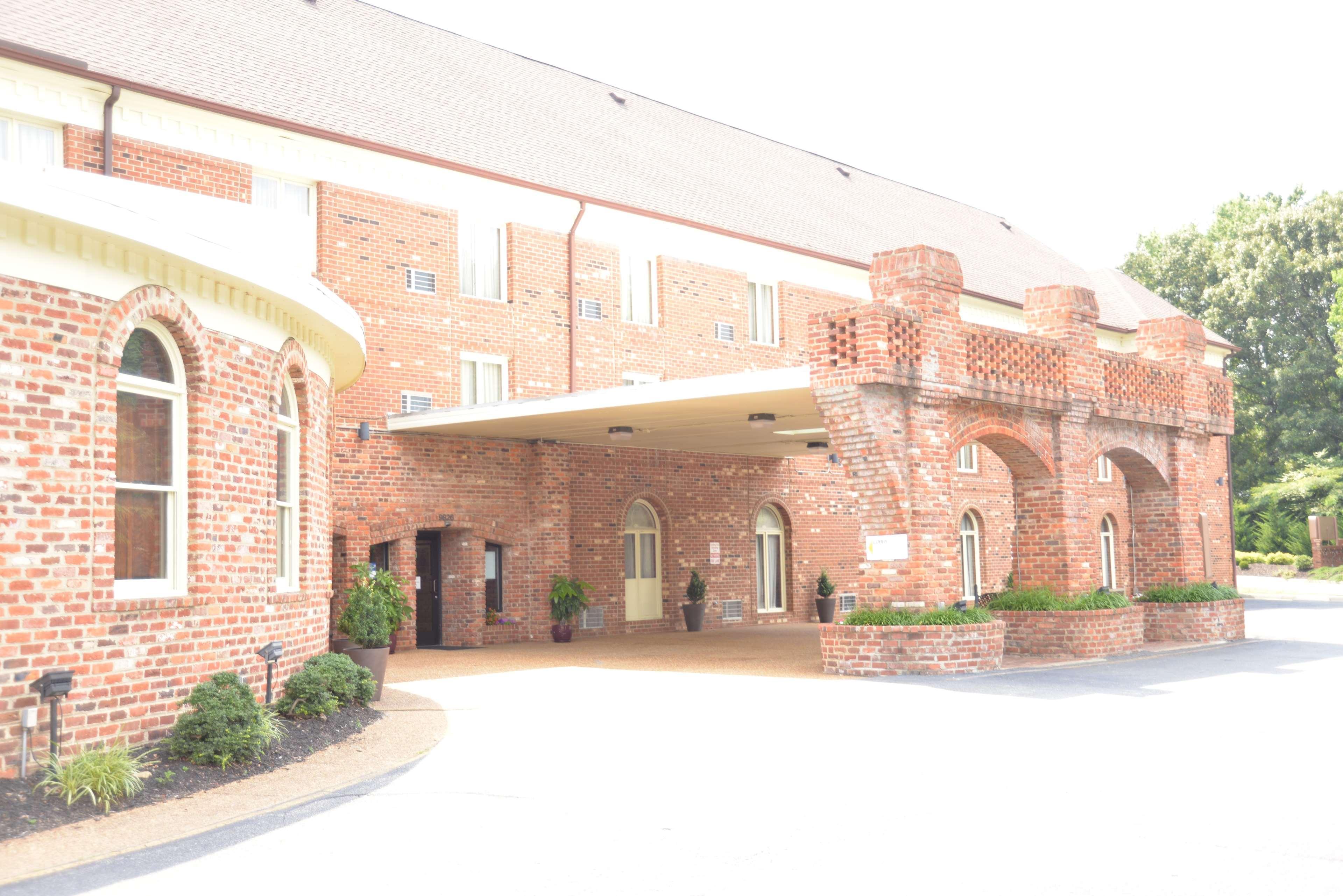 Best Western Plus Governor'S Inn Richmond Midlothian Exterior foto